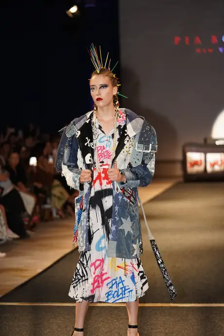 Pia Bolte, 8 August 2026, show 6, Runway. Frame _QTPEY