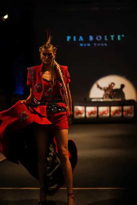 Pia Bolte, 8 August 2026, show 6, Runway. Frame YFI5CM