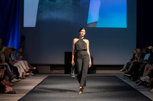 Joelle Jacobs x Holsta, 9 August 2026, show 6, Runway. Frame VRHHQ7