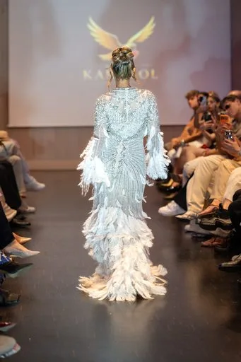 House of Karneol, 9 August 2026, show 5, Runway. Frame GA5NNA