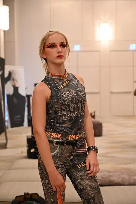 Runway, 8 August 2026. Frame ZWW_BI