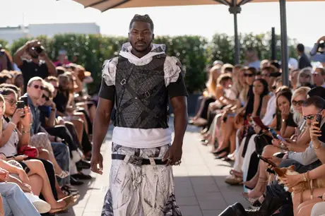 7 August 2026, show 1, Runway. Frame BWQUOZ