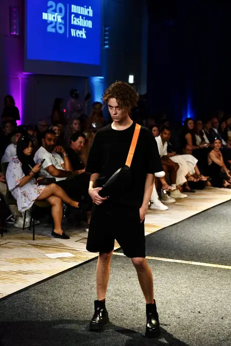 Joelle Jacobs x Holsta, 9 August 2026, show 6, Runway. Frame JDZESB