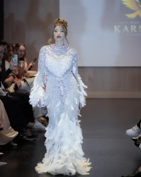 House of Karneol, 9 August 2026, show 5, Runway. Frame JYXQVE