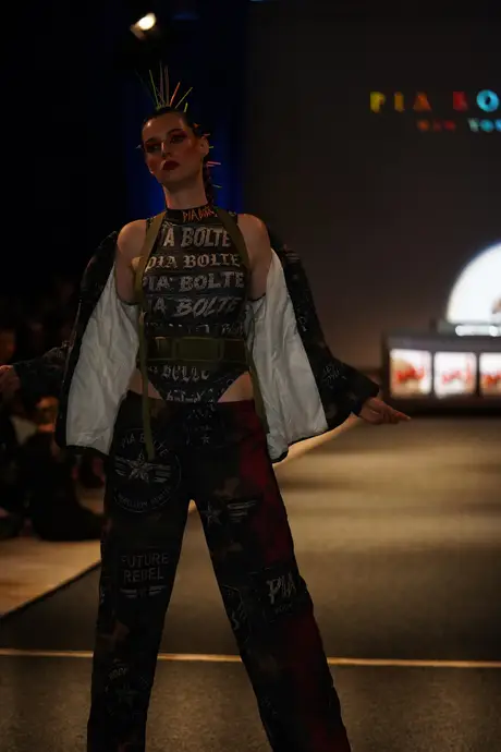 Pia Bolte, 8 August 2026, show 6, Runway. Frame 47VRWS