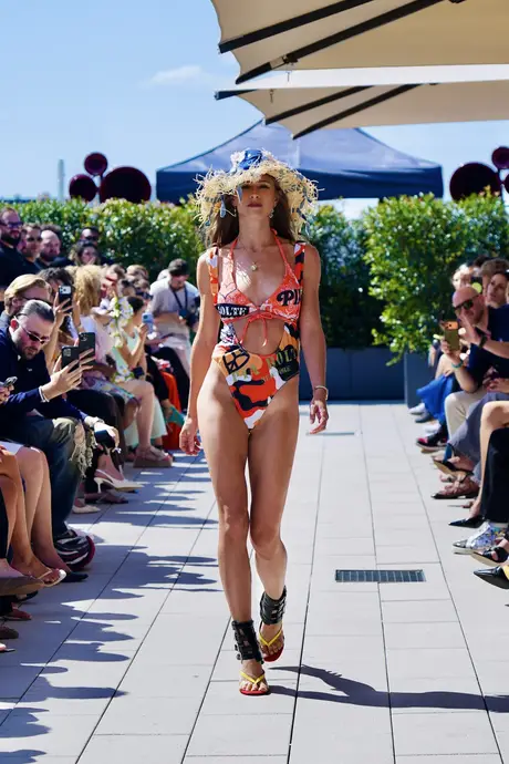 Pia Bolte, 8 August 2026, show 2, Runway. Frame HPK5A4