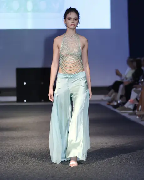 7 August 2026, show 2, Runway. Frame 8NENLN