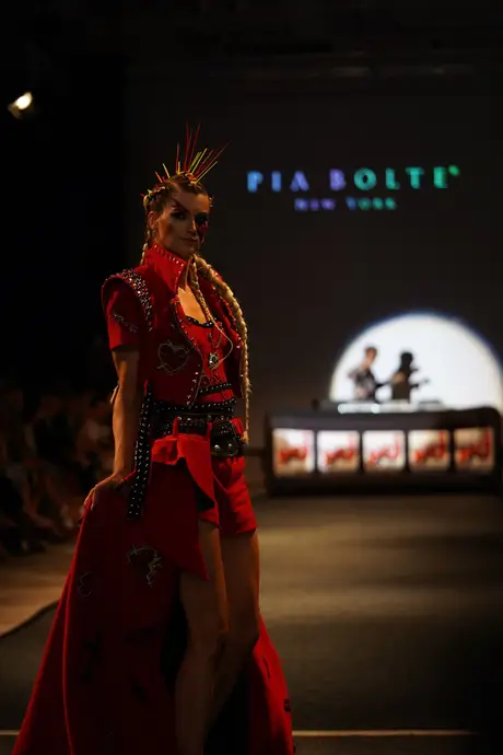 Pia Bolte, 8 August 2026, show 6, Runway. Frame -PTITL