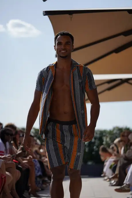 Roubs Style, 9 August 2026, show 4, Runway. Frame AURQNY