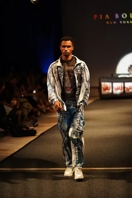 Pia Bolte, 8 August 2026, show 6, Runway. Frame EDFNVC