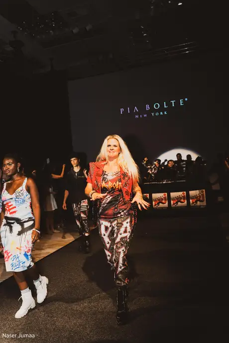 Pia Bolte, 8 August 2026, show 6, Runway. Frame LOBHSI