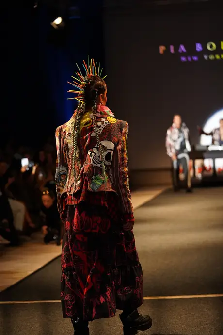 Pia Bolte, 8 August 2026, show 6, Runway. Frame KBZ0AD