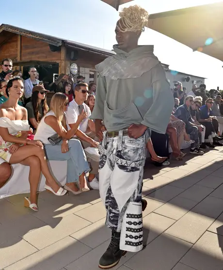 7 August 2026, show 1, Runway. Frame S5QTIF