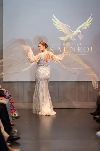 House of Karneol, 9 August 2026, show 5, Runway. Frame DAVUHD