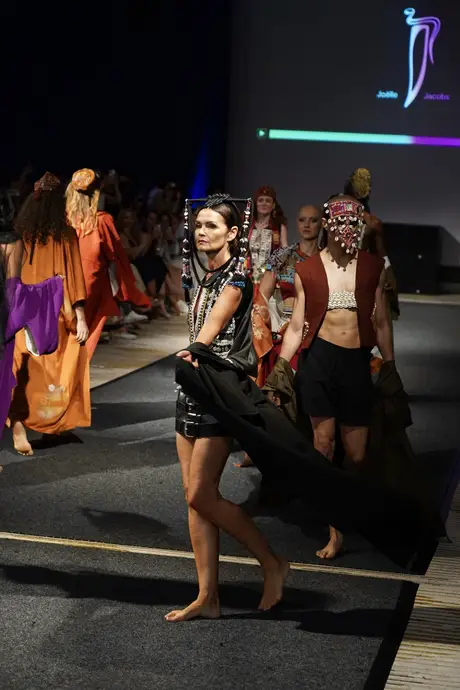 Joelle Jacobs x Holsta, 9 August 2026, show 6, Runway. Frame LUJKED