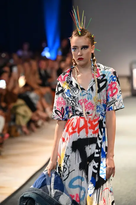 8 August 2026, show 6, Runway. Frame CH7HWD