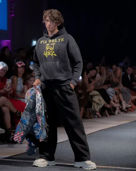 Pia Bolte, 8 August 2026, show 6, Runway. Frame CBEJCF