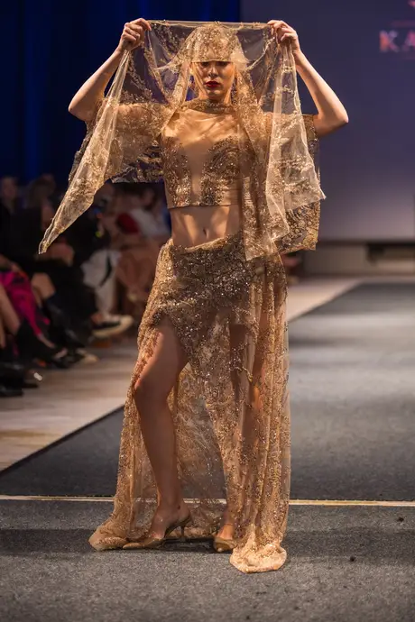 House of Karneol, 7 August 2026, show 2, Runway. Frame QNHM5C