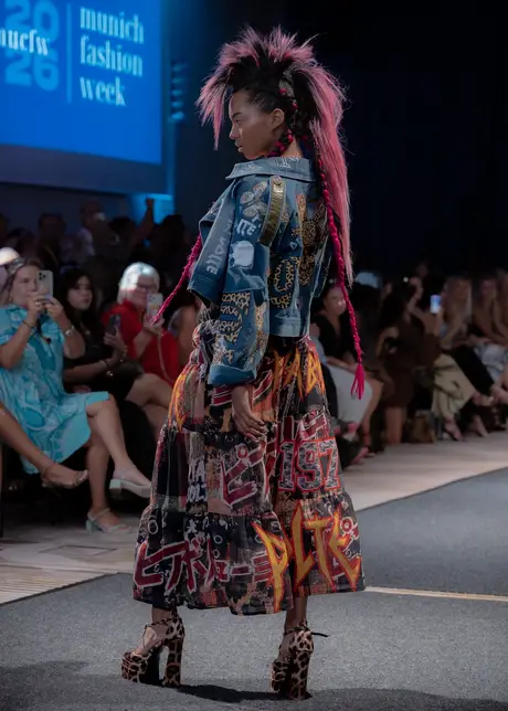 Pia Bolte, 8 August 2026, show 6, Runway. Frame 8DMOWH
