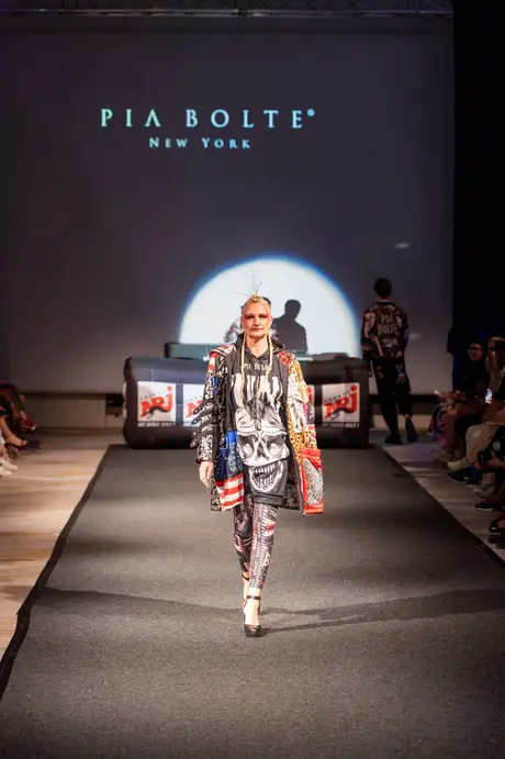 Pia Bolte, 8 August 2026, show 6, Runway. Frame J5DLAZ