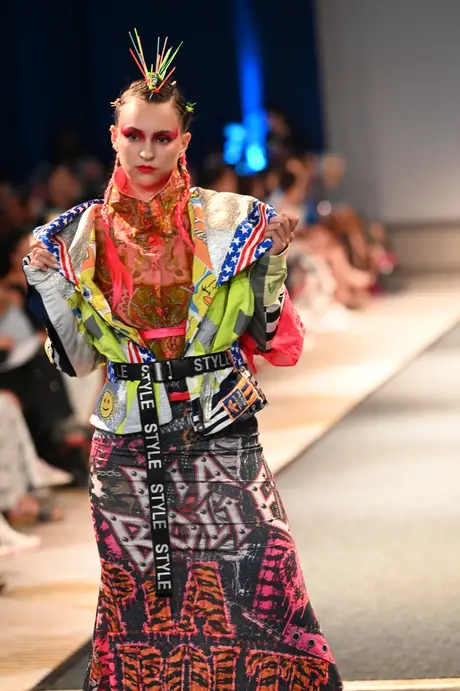 8 August 2026, show 6, Runway. Frame 9OAEYL