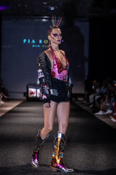 Pia Bolte, 8 August 2026, show 6, Runway. Frame _OPQ1Q