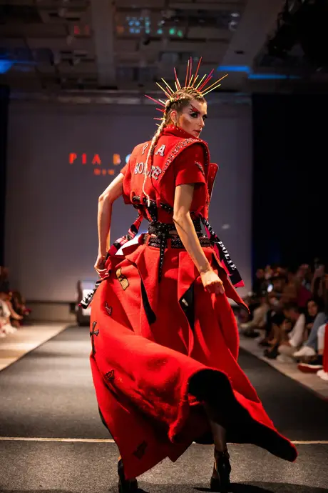Pia Bolte, 8 August 2026, show 6, Runway. Frame KZYX64