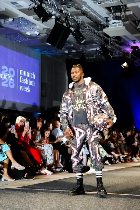 Pia Bolte, 8 August 2026, show 6, Runway. Frame FBUUJ1