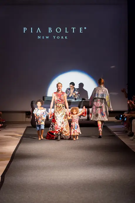Pia Bolte, 8 August 2026, show 6, Runway. Frame ODRQ8F