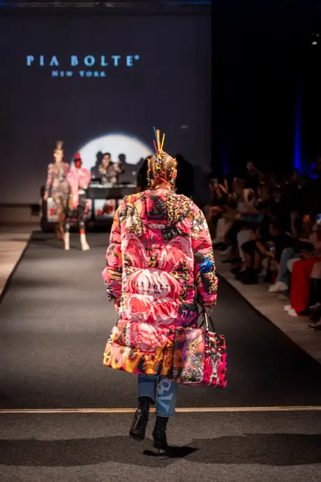 Pia Bolte, 8 August 2026, show 6, Runway. Frame D2R14Q