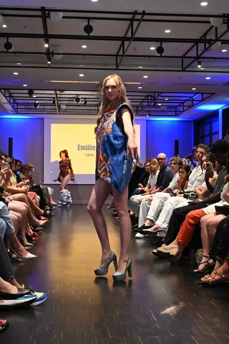 8 August 2026, show 2, Runway. Frame F-HMAU