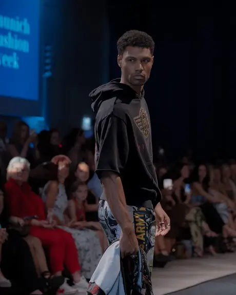 Pia Bolte, 8 August 2026, show 6, Runway. Frame YU8OS3