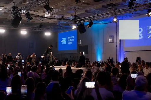 Joelle Jacobs x Holsta, 9 August 2026, show 6, Runway. Frame HVEGZE
