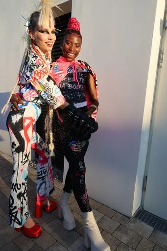 Pia Bolte, 8 August 2026, show 6, Runway. Frame 8WSWUI