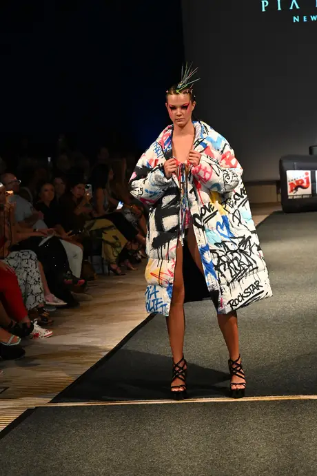 8 August 2026, show 6, Runway. Frame M_YGOT