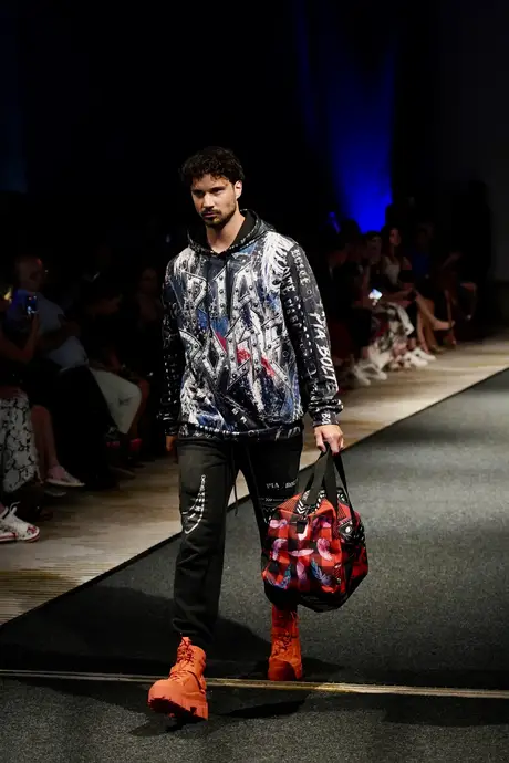 Pia Bolte, 8 August 2026, show 6, Runway. Frame IGDTC7