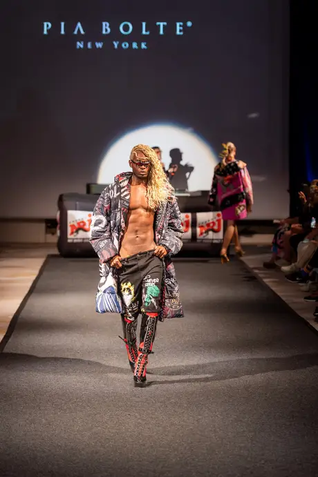 Pia Bolte, 8 August 2026, show 6, Runway. Frame YDVCPQ