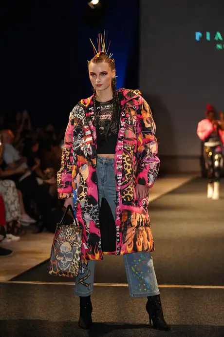 Pia Bolte, 8 August 2026, show 6, Runway. Frame XOBJOA