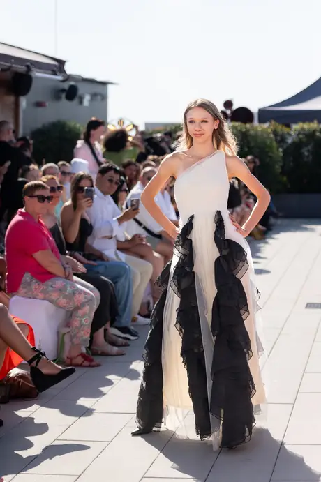 8 August 2026, show 4, Runway. Frame VTDJ2-
