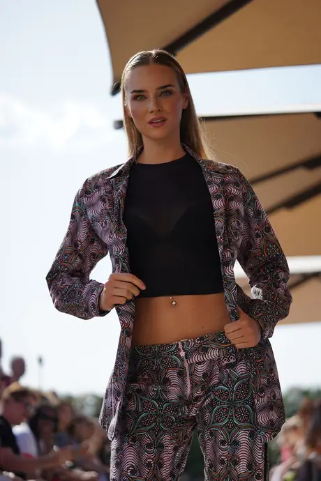 Roubs Style, 9 August 2026, show 4, Runway. Frame SGBKV-