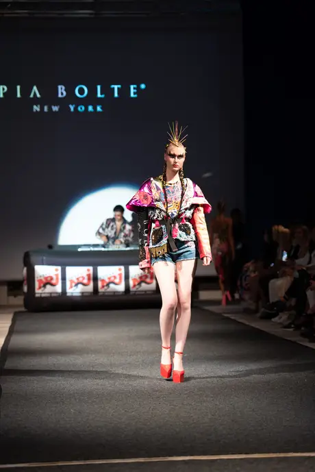 Pia Bolte, 8 August 2026, show 6, Runway. Frame 7D8FKQ