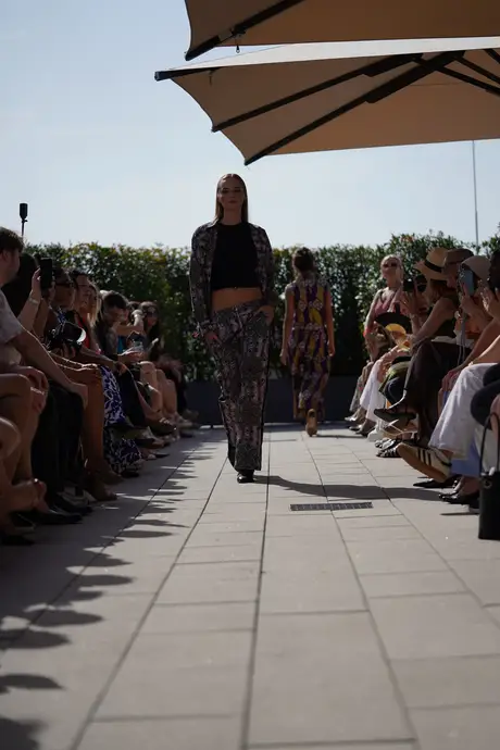Roubs Style, 9 August 2026, show 4, Runway. Frame MA1E43