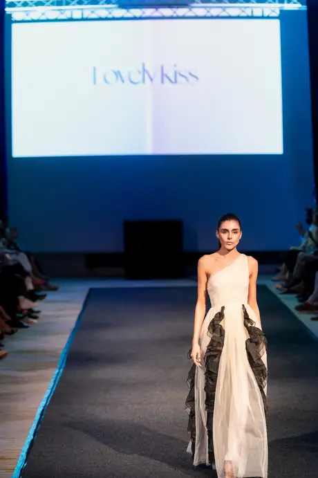 7 August 2026, show 2, Runway. Frame KD6WFK
