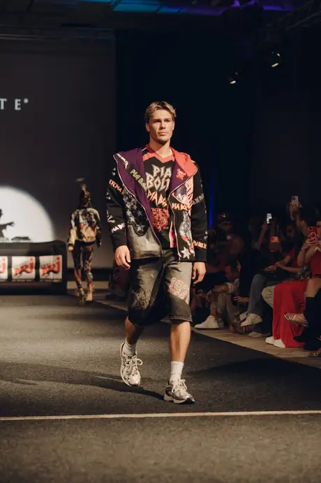 Pia Bolte, 8 August 2026, show 6, Runway. Frame 2ZBEMX