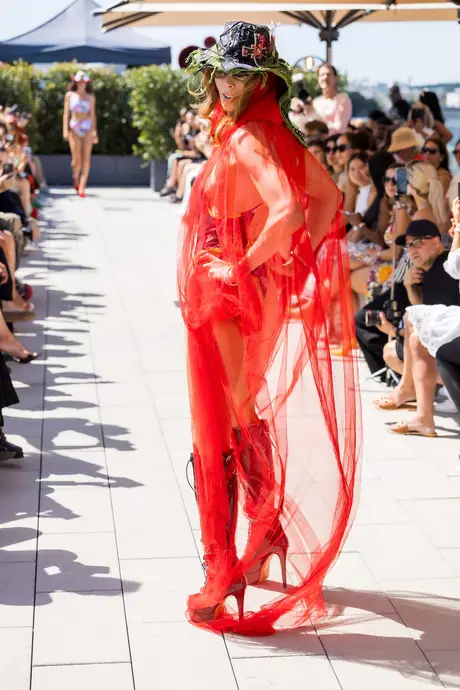 Pia Bolte, 8 August 2026, show 2, Runway. Frame GXLJXR