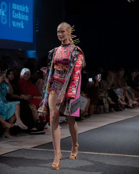 Pia Bolte, 8 August 2026, show 6, Runway. Frame BJGTCN
