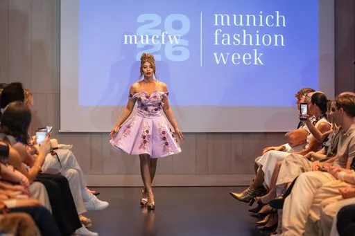 House of Karneol, 9 August 2026, show 5, Runway. Frame FEIEBV