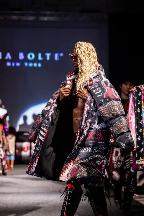 Pia Bolte, 8 August 2026, show 6, Runway. Frame LABXOE