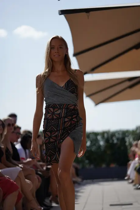 Roubs Style, 9 August 2026, show 4, Runway. Frame 87T1DO