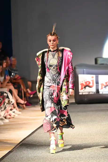 8 August 2026, show 6, Runway. Frame V1EMOY